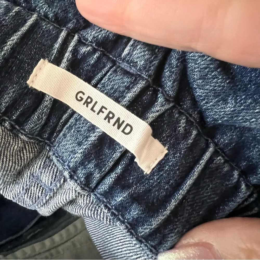 NWT Grlfrnd Amara‎ Shorts in call my name women’s 25